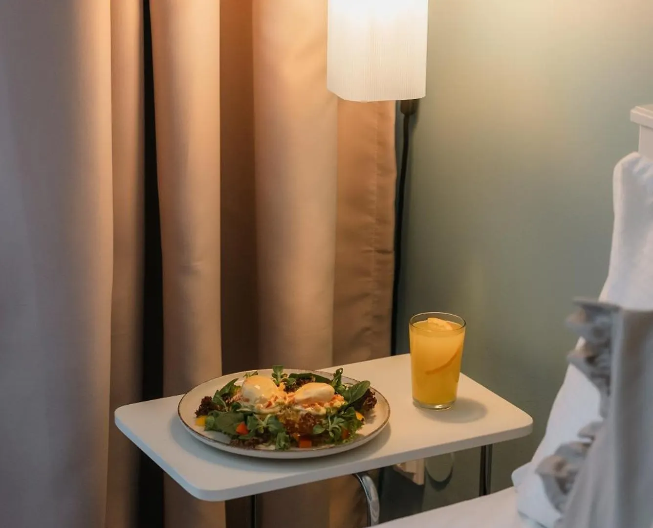 Black Habit Accomodation Bucharest Bed & Breakfast